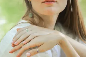 how to clean silver jewelry