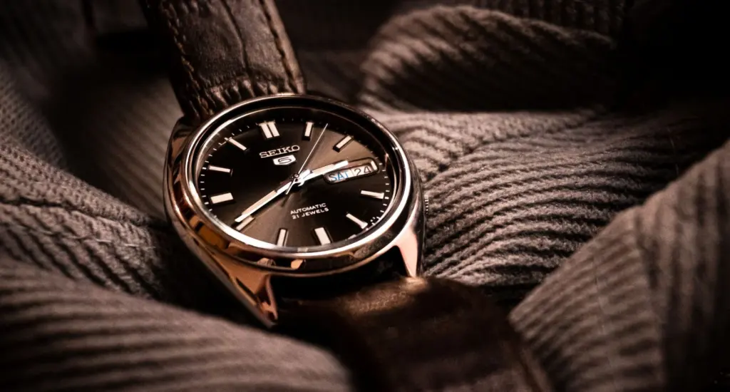 Quartz Vs Automatic Watches: How To Choose The Right Movement In 2026